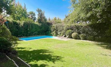 espectacular casa en las lomas de la dehesa