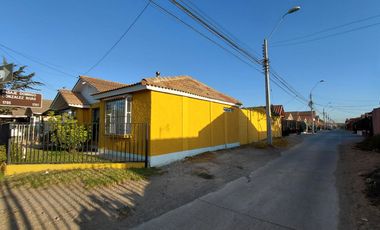 Venta de Casa 4 dormitorios 2 baños Bario Universitario a pasos Ulriksen