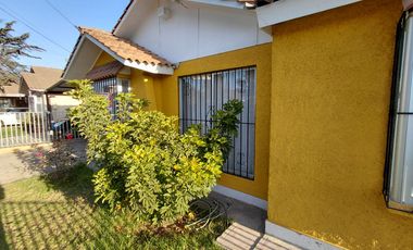 Venta de Casa 4 dormitorios 2 baños Bario Universitario a pasos Ulriksen