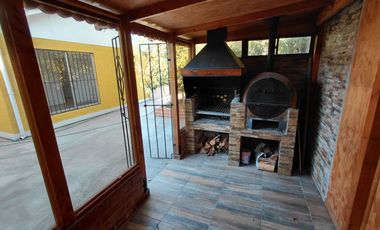 Venta de Casa 4 dormitorios 2 baños Bario Universitario a pasos Ulriksen
