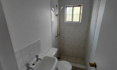 Venta de Casa 4 dormitorios 2 baños Bario Universitario a pasos Ulriksen