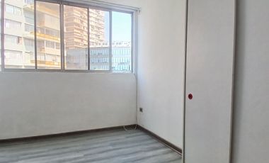 Dpto Duplex un Dorm, Diagonal Paraguay, Metro U. Catolica
