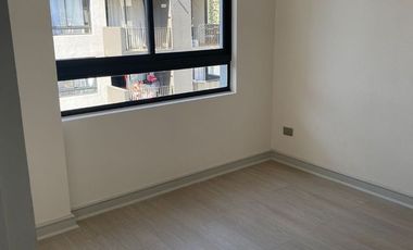 DEPARTAMENTO EN VENTA LA CISTERNA, PROVINCIA DE SANTIAGO LADO METRO LO OVALLE UF 2.400 lado metro lo Ovalle