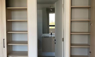 DEPARTAMENTO EN VENTA LA CISTERNA, PROVINCIA DE SANTIAGO LADO METRO LO OVALLE UF 2.400 lado metro lo Ovalle