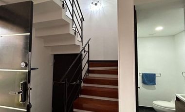 Casa semicampestre en venta | 3 pisos | Doble parqueadero | Excelente ubicación