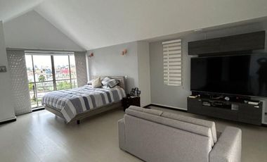 Casa semicampestre en venta | 3 pisos | Doble parqueadero | Excelente ubicación