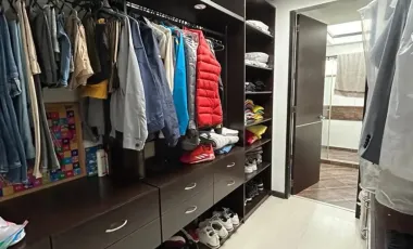 Casa semicampestre en venta | 3 pisos | Doble parqueadero | Excelente ubicación