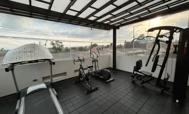 Casa semicampestre en venta | 3 pisos | Doble parqueadero | Excelente ubicación