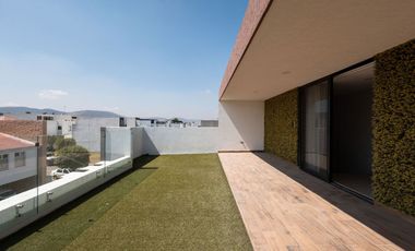 Casa de 4 recámaras en PARQUE ZACATECAS, LOMAS DE ANGELOPOLIS III