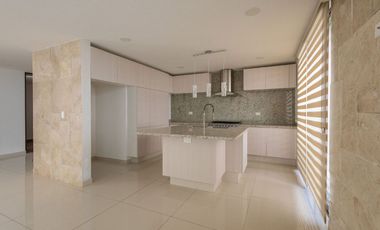 Casa de 4 recámaras en PARQUE ZACATECAS, LOMAS DE ANGELOPOLIS III