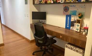 Se Vende Departamento Con Terraza De 3 Hab. 2 Estac.