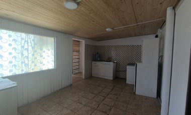 PROPIEDAD EN PASAJE CERRADO – EL YECO – ALGARROBO