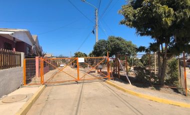 PROPIEDAD EN PASAJE CERRADO – EL YECO – ALGARROBO