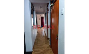 Vendo Hermosa Casa De 2 Pisos Con Amplio Local Comercial En Santa Maria – Huacho A 30 Min De Chancay