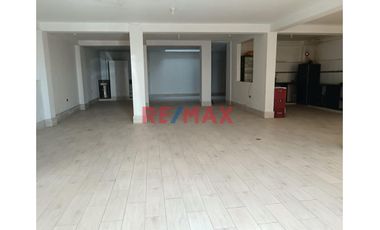 Vendo Hermosa Casa De 2 Pisos Con Amplio Local Comercial En Santa Maria – Huacho A 30 Min De Chancay