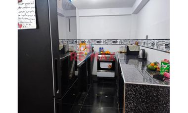 Vendo Hermosa Casa De 2 Pisos Con Amplio Local Comercial En Santa Maria – Huacho A 30 Min De Chancay