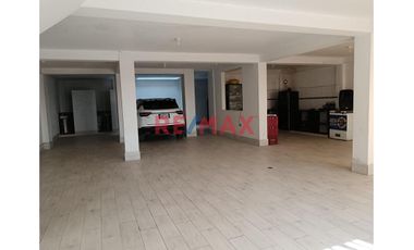 Vendo Hermosa Casa De 2 Pisos Con Amplio Local Comercial En Santa Maria – Huacho A 30 Min De Chancay
