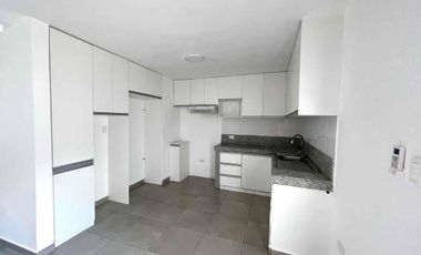 En Manta se alquila casa de 3 dormitorios. Urbanización Manta Azul - Sector Sur