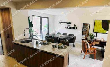 casa en venta dentro de residencial con amenidades