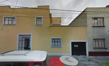 CASA EN VENTA EN CALLE MISANTLA,  COLONIA ROMA SUR