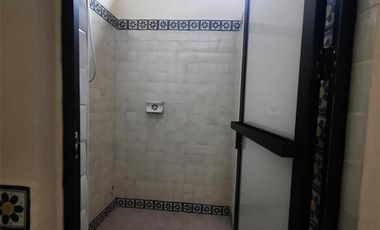 Casa con 714 m² de Superficie de Terreno y 6 Habitaciones en Venta en Barrio San Juan