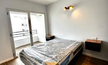 Departamento 2 ambientes Plaza mitre