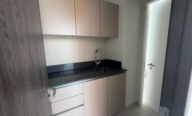 Reñaca Norte, Eluchans, Oficna 32M2 Planta Libre, estacionamiento