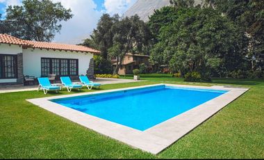 VENDO HERMOSA CASA DE CAMPO ESTILO MEDITERRÁNEO, TOTALMENTE AMOBLADA, EN LA MEJOR ZONA DE CIENEGUILLA.