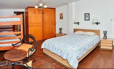 VENDO HERMOSA CASA DE CAMPO ESTILO MEDITERRÁNEO, TOTALMENTE AMOBLADA, EN LA MEJOR ZONA DE CIENEGUILLA.