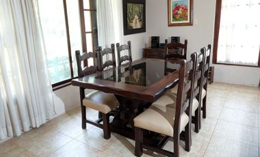VENDO HERMOSA CASA DE CAMPO ESTILO MEDITERRÁNEO, TOTALMENTE AMOBLADA, EN LA MEJOR ZONA DE CIENEGUILLA.