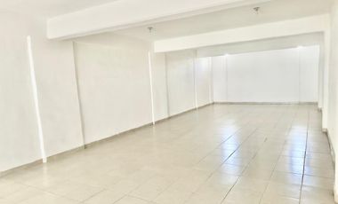 Renta Bodega comercial Ecatepec Estado de Mexico Enfrente Central de Abastos
