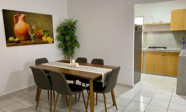 Departamento amueblado 3 recamaras, closet, 2 baños, bi cochera, porton electrico, alberca.