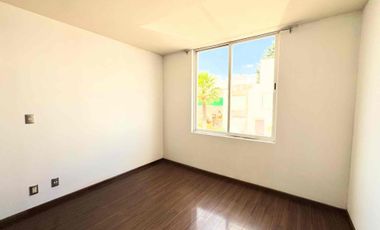 CASA EN RENTA CON  SALIDA RÁPIDA A  CDMX