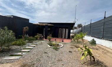 SE VENDE PROPIEDAD AMOBLADA