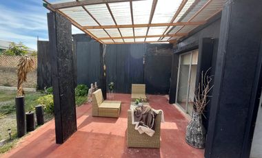 SE VENDE PROPIEDAD AMOBLADA