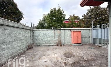 Venta Casa Comercial 2 Pisos en Avenida, 260 m² Terreno, Estacionamientos