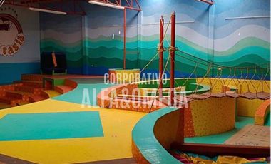 SALON/LOCAL COMERCIAL EN VENTA EN RESIDENCIAL DEL VALLE
