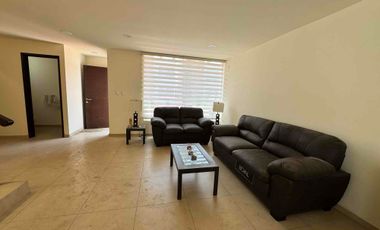 CASA EN RENTA EN CALIMAYA
