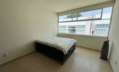 CASA EN RENTA EN CALIMAYA
