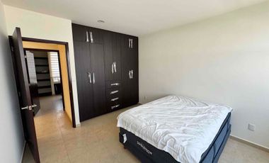 CASA EN RENTA EN CALIMAYA