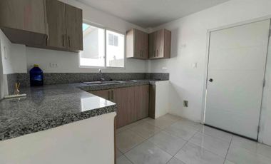 Casa Laguna, casa de 3 habitaciones con clóset en alquiler