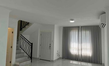 Casa Laguna, casa de 3 habitaciones con clóset en alquiler