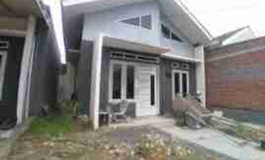 Dijual murah via lelang rumah di Surya Nusantara residen Menganti Gresik