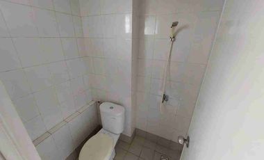 Unit sewa lantai rendah type 2BR kosongan apartemen Bassura City tower Dahlia