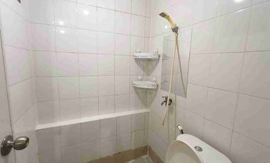 Unit sewa lantai rendah type 2BR kosongan apartemen Bassura City tower Dahlia