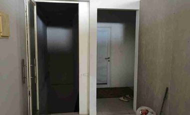 Disewakan Ruko Strategis Bangunan 3 Lantai di Galaxy Bekasi Selatan