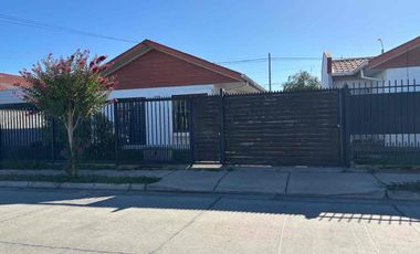 Arriendo Casa - Parque Las Palmas 
Moderna propiedad - Linares