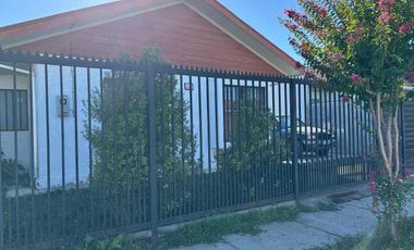Arriendo Casa - Parque Las Palmas 
Moderna propiedad - Linares