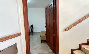Suite Amoblada en Alquiler en Los Ceibos, 1 Habitación, 1 Baño, Garaje, Norte de Guayaquil.