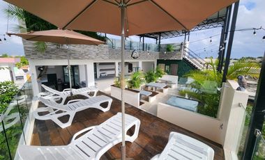 Townhouse en Venta, Ideal para Hotel u Hostal en Playa del Carmen.
